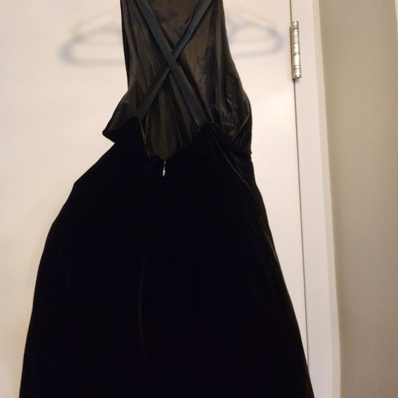 Vintage Nicole Miller - Picture 3 of 5